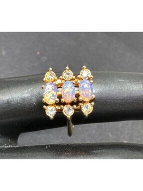 Vintage Avon Gold-Plated Ring With Triple Opal & Clear Stones Size 7 Elegant Sta